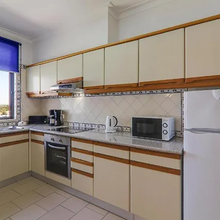 Ninho Gaivotas アルブフェイラ